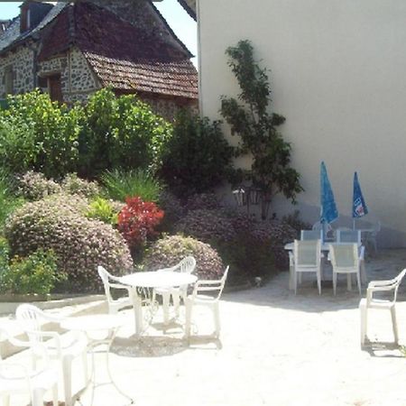 Logis Hotel Les Tilleuls Saint-Cirgues-de-Jordanne Ngoại thất bức ảnh