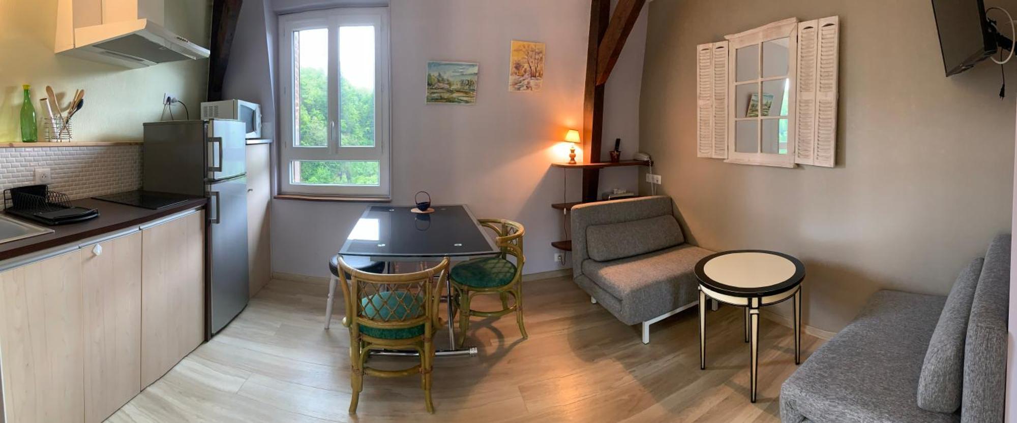 Logis Hotel Les Tilleuls Saint-Cirgues-de-Jordanne Ngoại thất bức ảnh