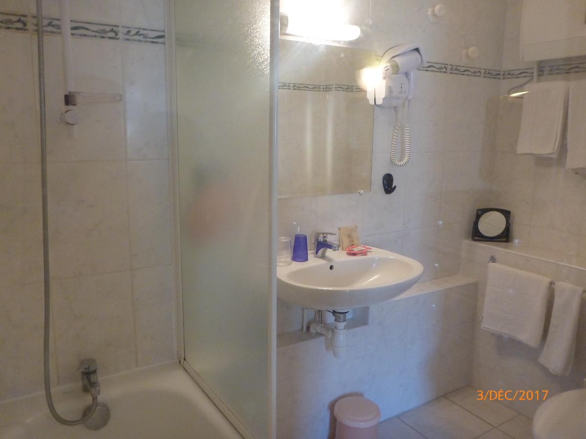 Logis Hotel Les Tilleuls Saint-Cirgues-de-Jordanne Ngoại thất bức ảnh