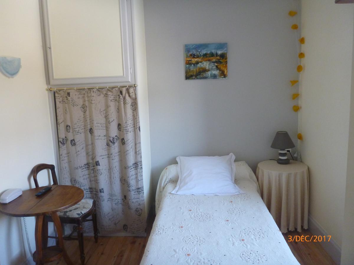 Logis Hotel Les Tilleuls Saint-Cirgues-de-Jordanne Ngoại thất bức ảnh