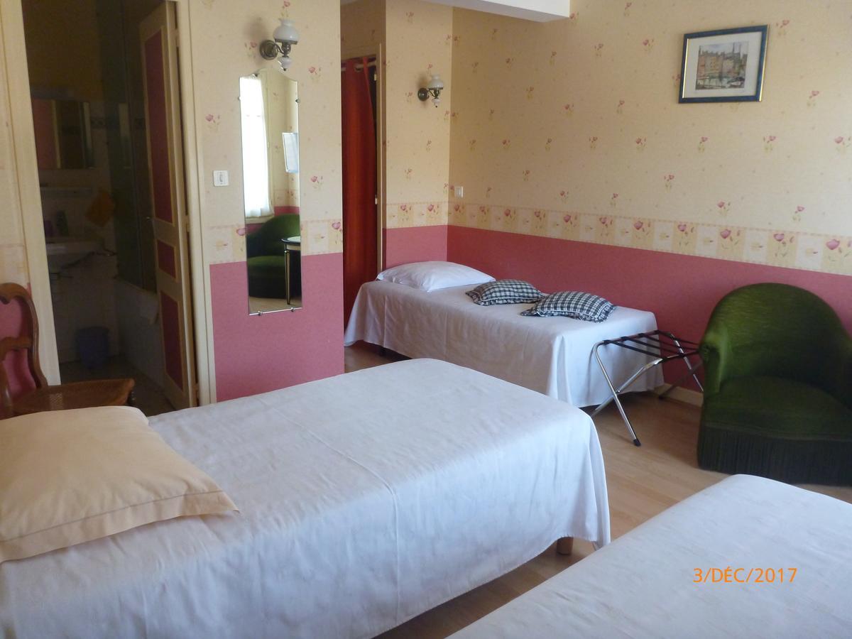 Logis Hotel Les Tilleuls Saint-Cirgues-de-Jordanne Ngoại thất bức ảnh